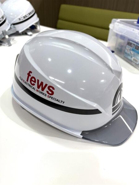 ヘルメットをリニューアルしました！